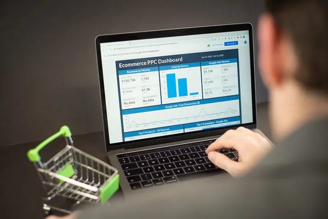 A photo of an employee checking PPC performance on an ecommerce dashboard on a laptop. This image has been made available for use under the Creative Commons Licensing agreement. If you use it, please link back to our website at www.zuko.io. Planning ecommerce SEO audience research without the guesswork